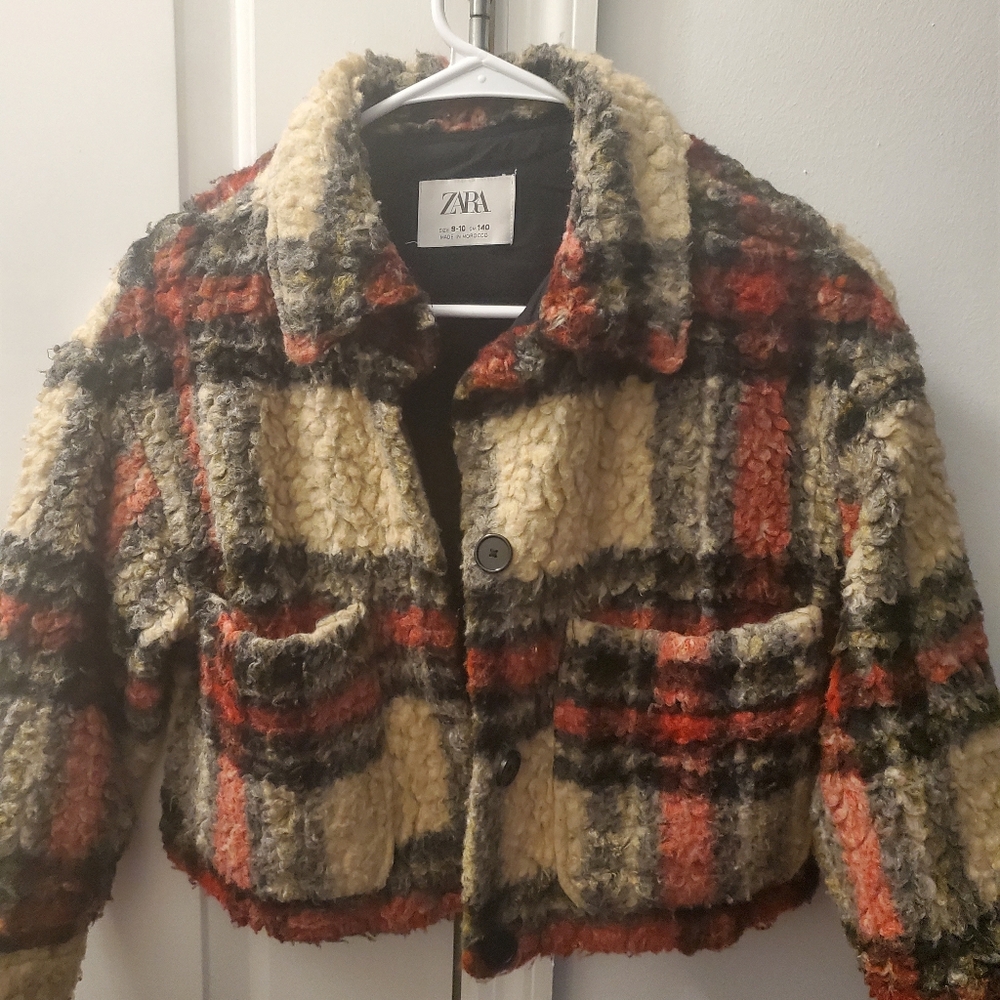 Zara Black & White Branded Garment Label